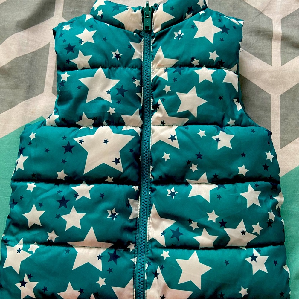 Reversible kids vest